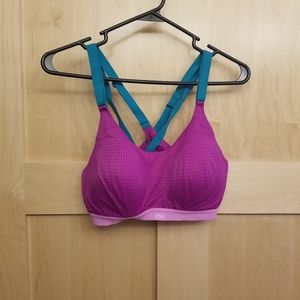 Victoria Secret Sports Bra 36C